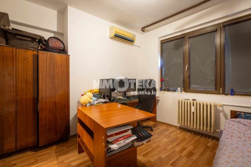 À venda  2 quartos Sofia , Centar , 79 m² | 37763159 - imagem [8]