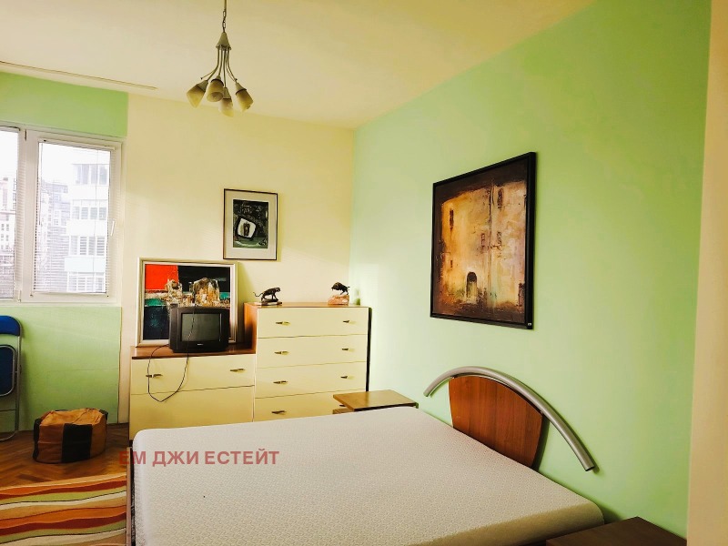 Продава 3-СТАЕН, гр. Бургас, Лазур, снимка 4 - Апартаменти - 52987675