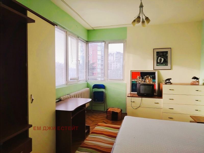 Продава 3-СТАЕН, гр. Бургас, Лазур, снимка 3 - Апартаменти - 52987675