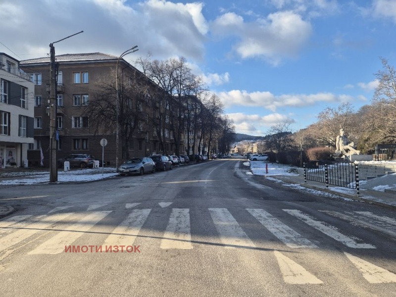 Продава 3-СТАЕН, гр. Перник, Център, снимка 14 - Апартаменти - 53070202