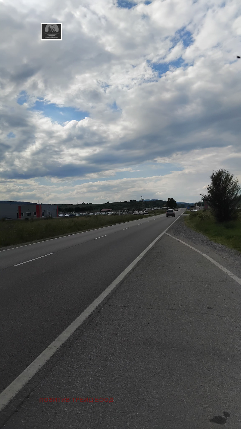 Na prodej  Spiknutí oblast Kyustendil , Dupnica , 6000 m2 | 55740079 - obraz [3]