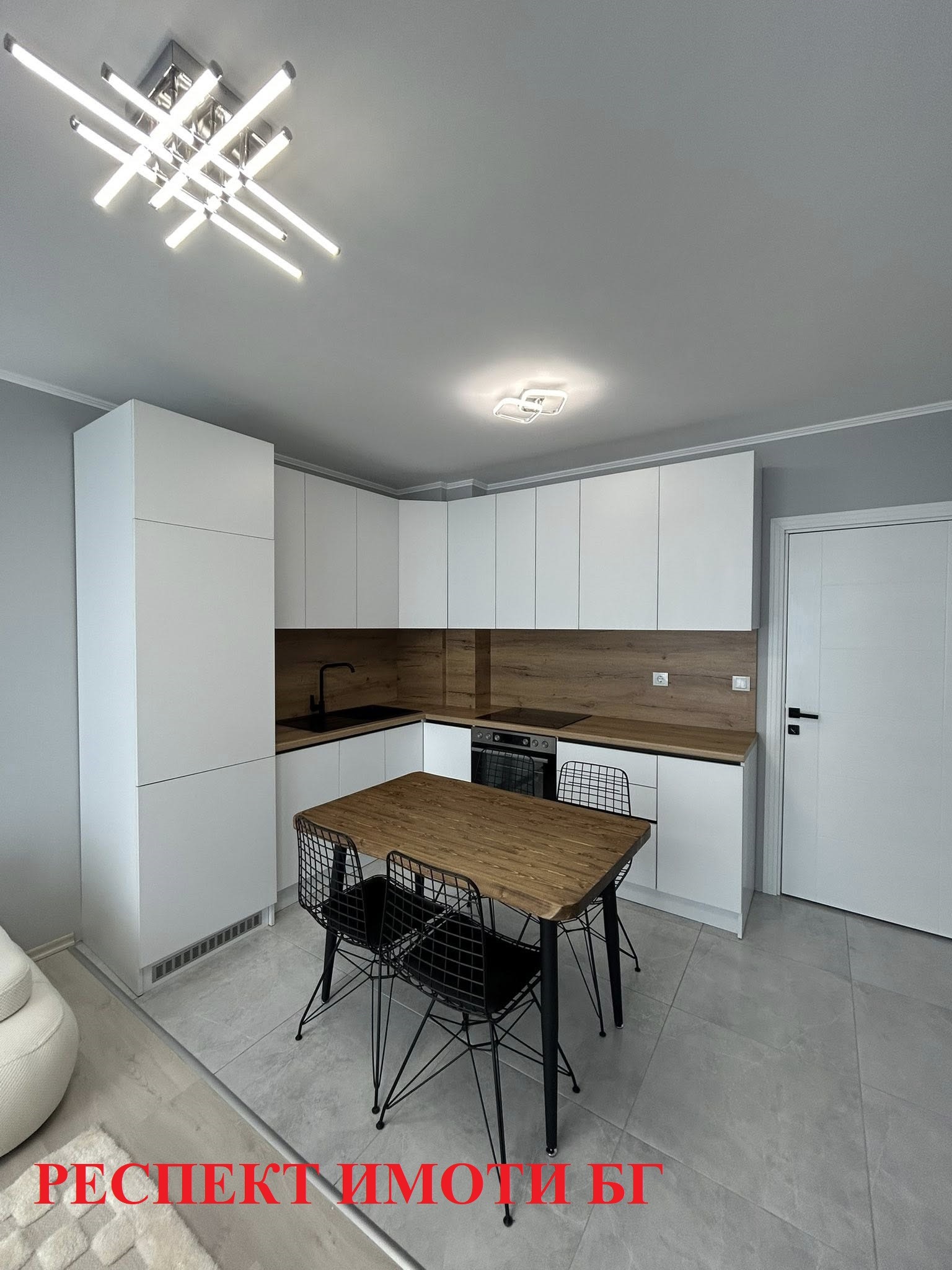 Продава 2-СТАЕН, гр. Пловдив, Въстанически, снимка 2 - Апартаменти - 54467128