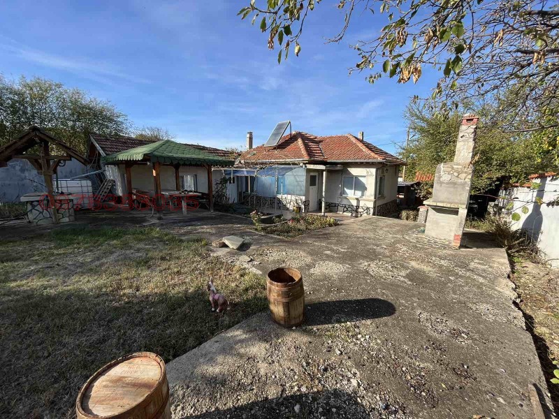 Продава КЪЩА в област Велико Търново, с. Поликраище - 80 кв.м / 80 000 € » 156 466.40 лв.