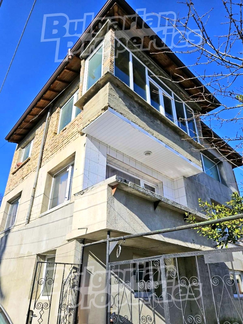 Продава КЪЩА в град Варна, Аспарухово - 120 кв.м / 120 000 € » 234 699.60 лв., БЪЛГЕРИАН ПРОПЕРТИС ВАРНА