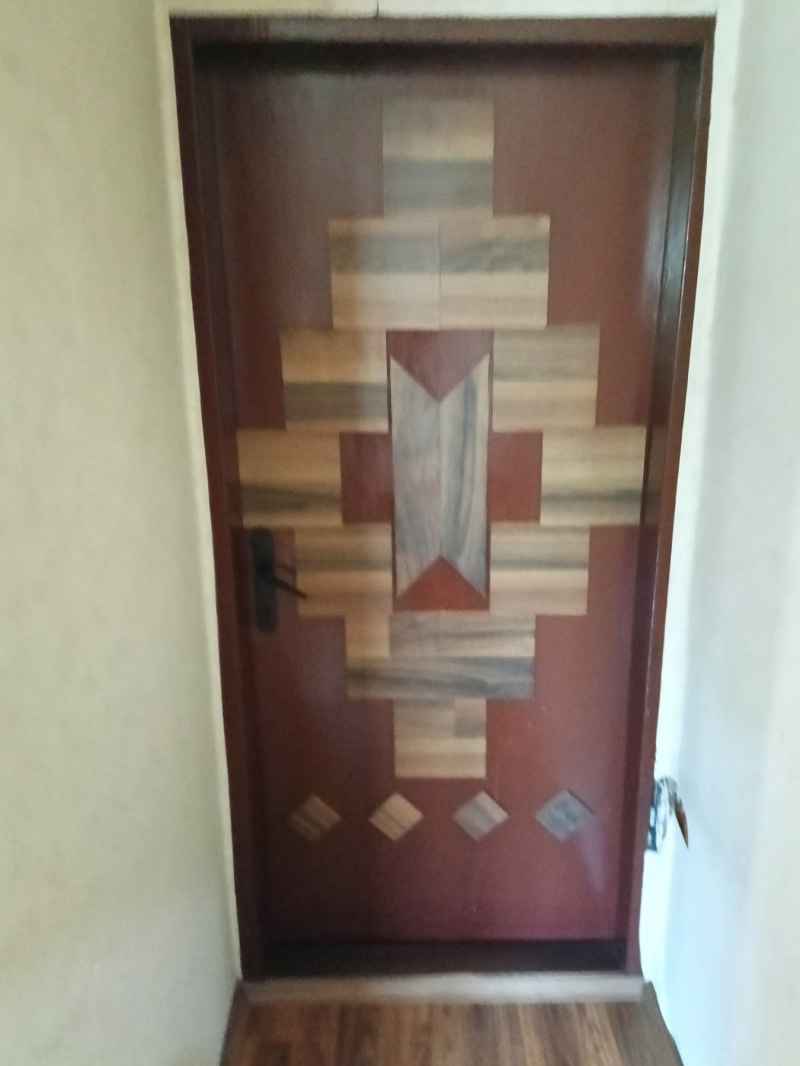 Продава  2-стаен град Разград , Орел , 75 кв.м | 28997499 - изображение [2]