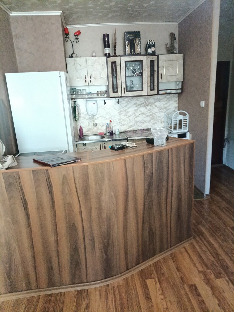 Продава  2-стаен град Разград , Орел , 75 кв.м | 28997499 - изображение [4]