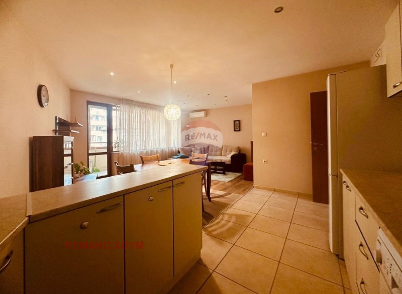 Продава 3-СТАЕН, гр. Варна, Гранд Мол, снимка 5 - Апартаменти - 52424992