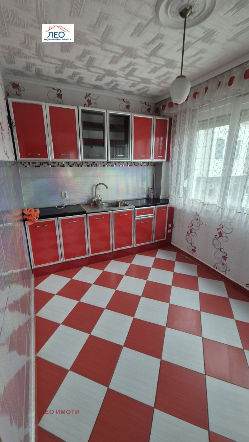 Продава 4-СТАЕН, гр. Севлиево, област Габрово, снимка 4 - Апартаменти - 53339641