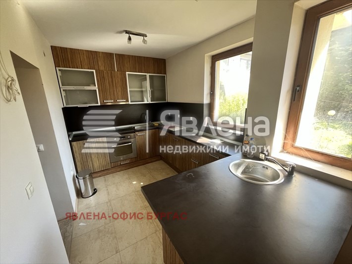 En venta  Casa región Burgas , Kosharitsa , 247 metros cuadrados | 98756544 - imagen [2]