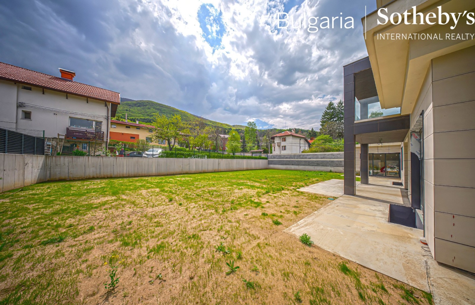 Продава КЪЩА, гр. София, Бояна, снимка 2 - Къщи - 43640299