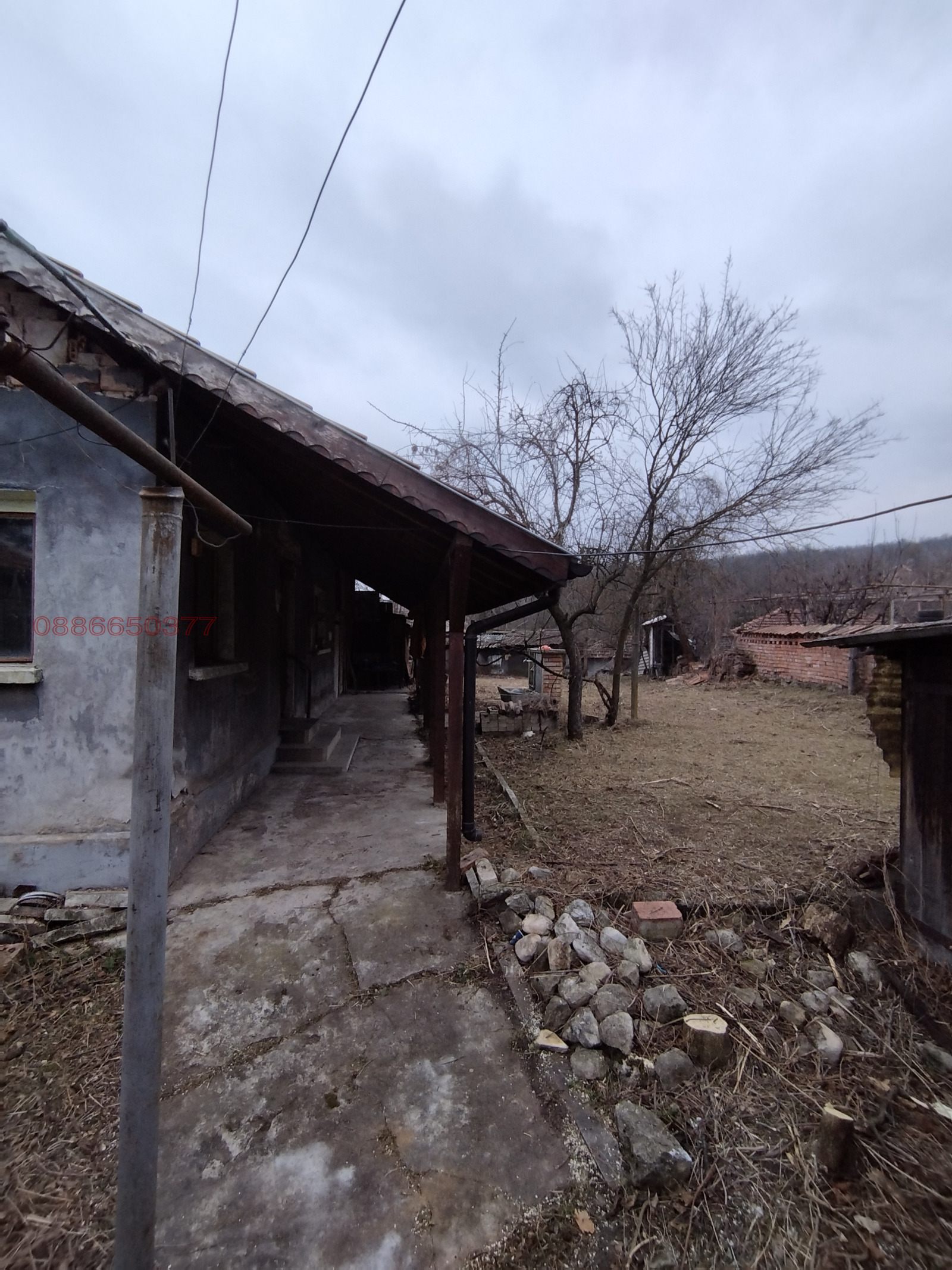 Продава КЪЩА, с. Моравица, област Враца, снимка 3 - Къщи - 53606581