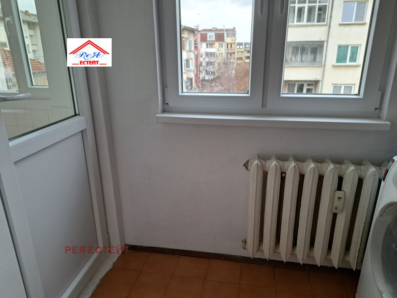 Продава 3-СТАЕН, гр. Плевен, Широк център, снимка 12 - Aпартаменти - 48238881