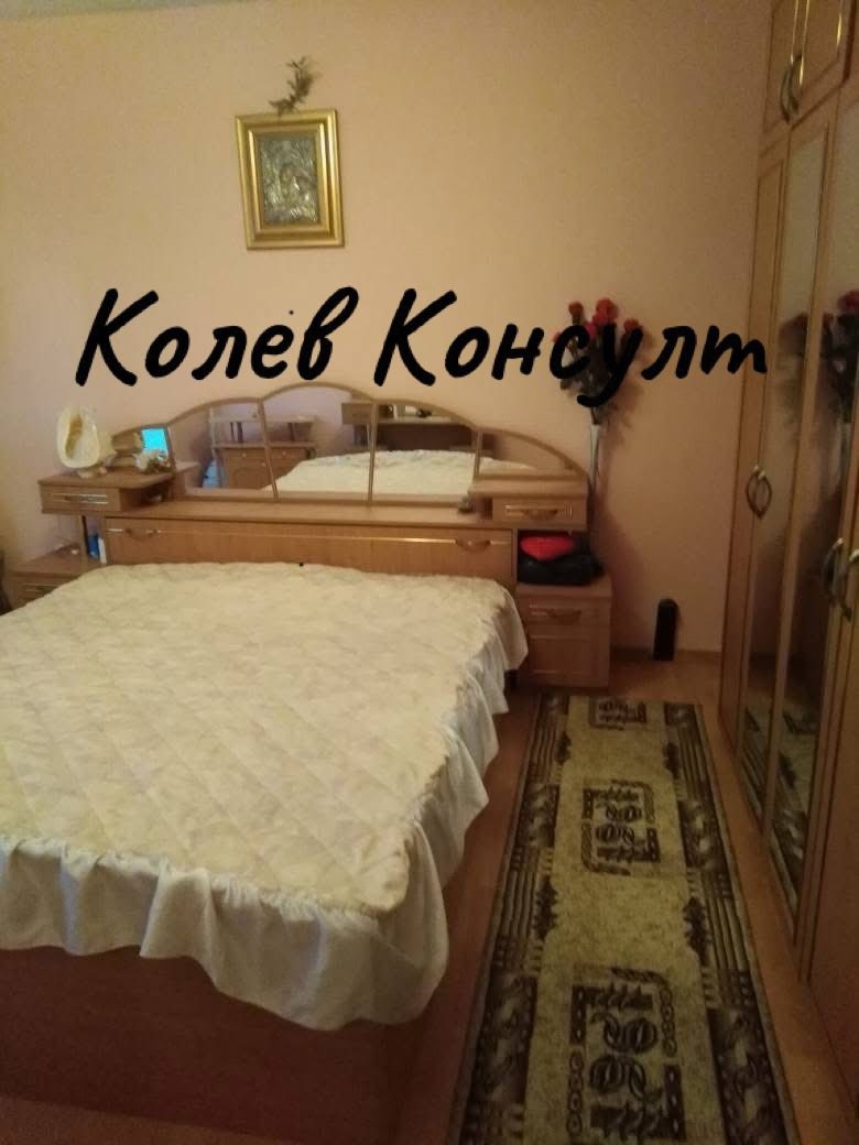 Продава МНОГОСТАЕН, гр. Свиленград, област Хасково, снимка 3 - Апартаменти - 52479132