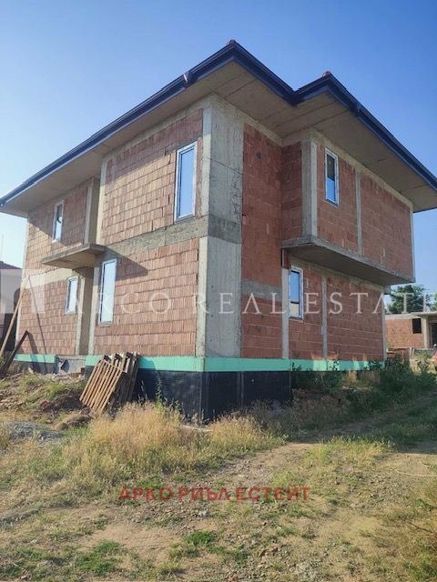 Продава КЪЩА, с. Нови хан, област София област, снимка 2 - Къщи - 55307470
