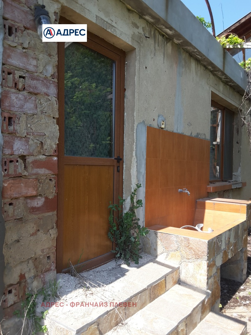 Продава КЪЩА, гр. Белене, област Плевен, снимка 3 - Къщи - 52718950
