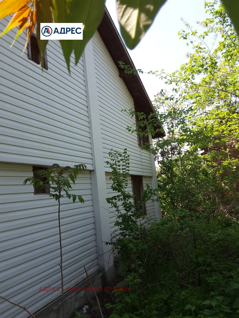 Продава КЪЩА, гр. Белене, област Плевен, снимка 2 - Къщи - 52718950