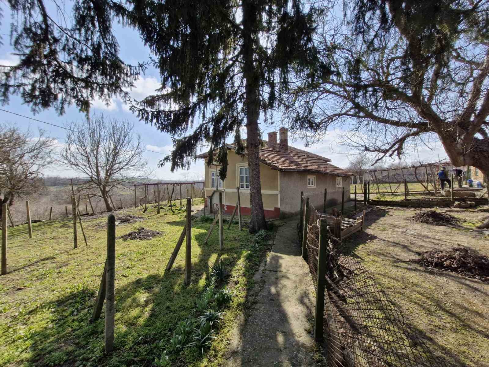 Продава КЪЩА, с. Житен, област Добрич