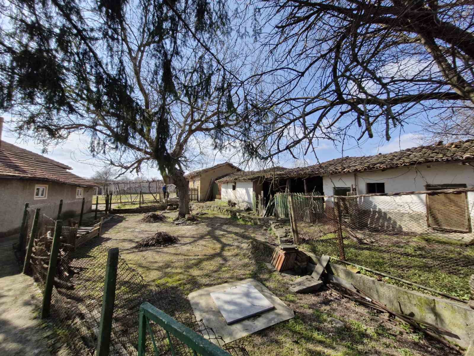 Продава КЪЩА, с. Житен, област Добрич, снимка 2 - Къщи - 54202923