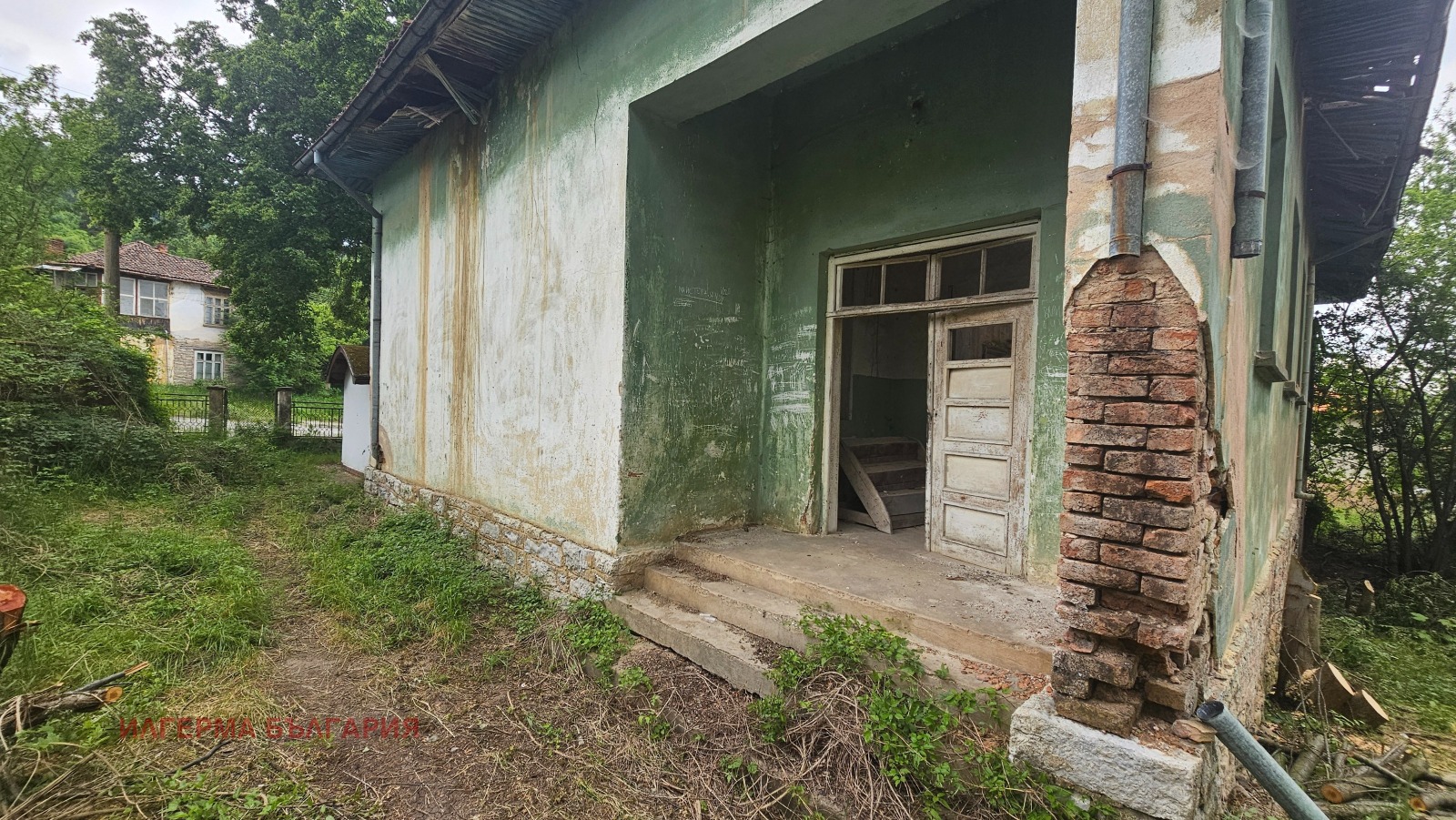 Продава САМОСТОЯТЕЛНА СГРАДА | Imot.bg — изображение 2