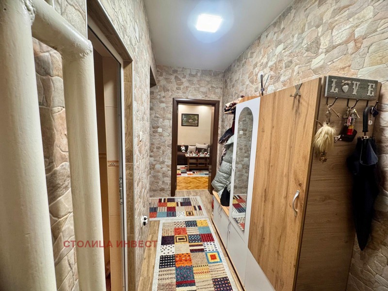 Продава 3-СТАЕН, гр. Русе, Възраждане, снимка 2 - Апартаменти - 52636281