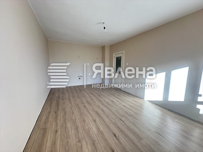 Продава 3-СТАЕН, гр. Варна, Лятно кино Тракия, снимка 3 - Апартаменти - 53068448