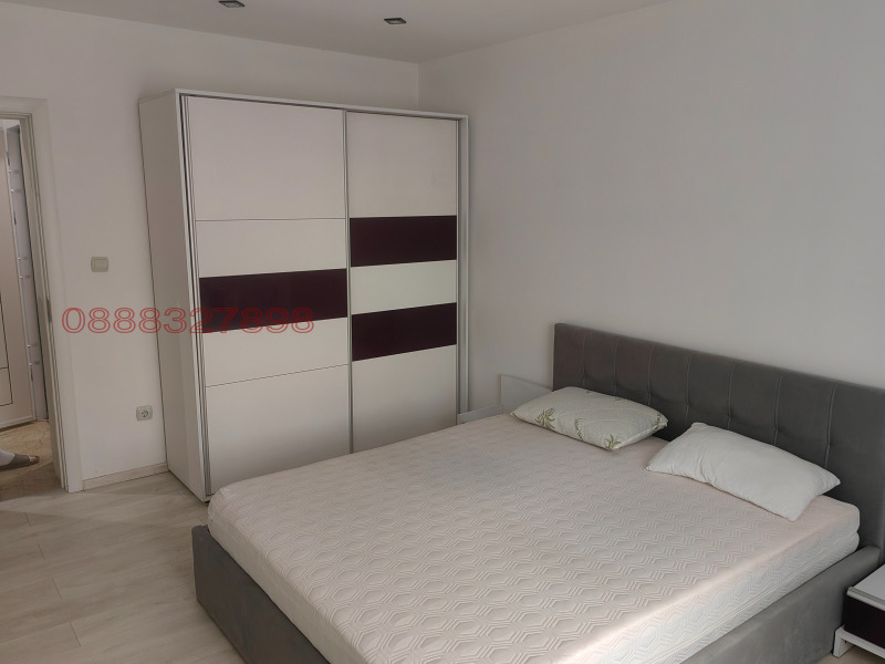 Продава ЕТАЖ ОТ КЪЩА, гр. Кюстендил, Център, снимка 14 - Етаж от къща - 53518683