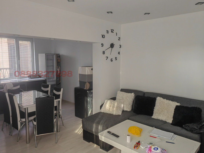 Продава ЕТАЖ ОТ КЪЩА, гр. Кюстендил, Център, снимка 10 - Етаж от къща - 53518683