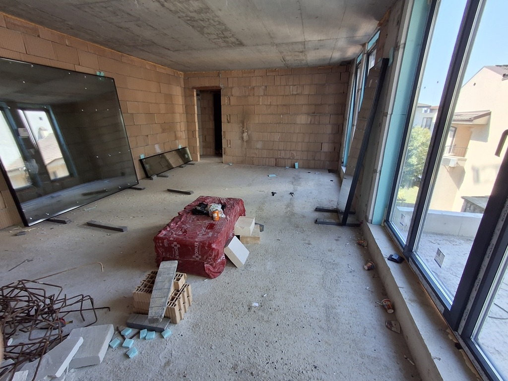 Продава 3-СТАЕН, гр. Варна, Бриз, снимка 2 - Апартаменти - 47109407