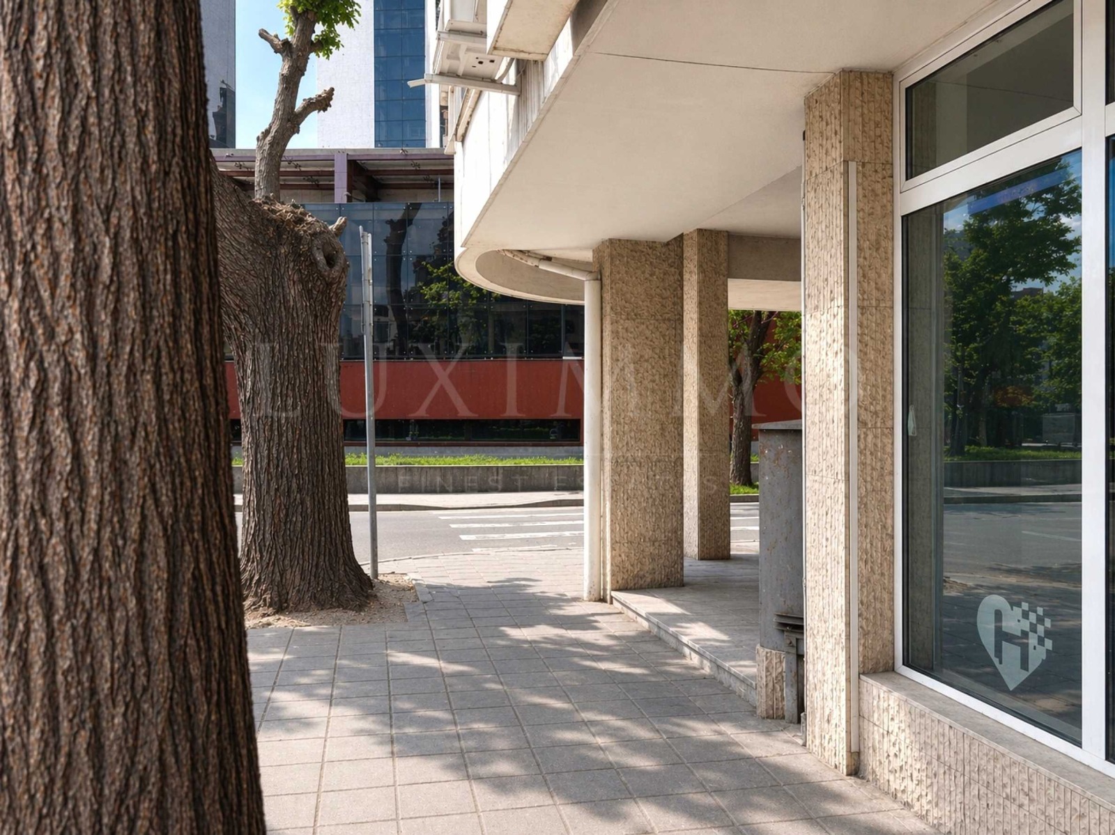 Продава ОФИС, гр. Пловдив, Кършияка, снимка 3 - Офиси - 54256349