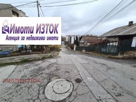 Komplo Iztok, Pernik 2