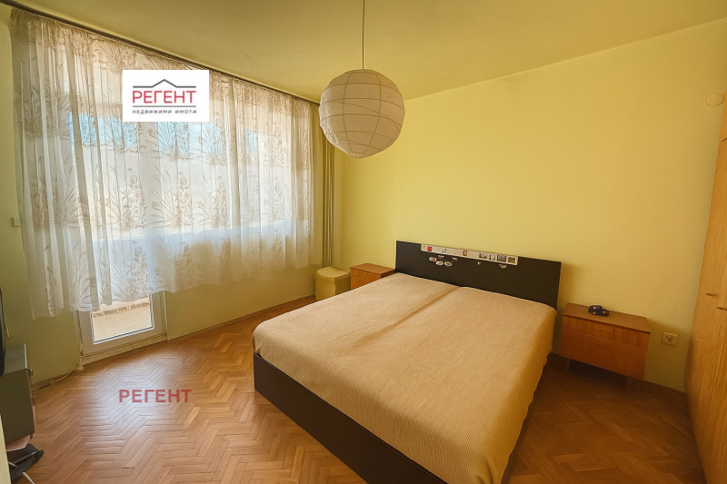 De vânzare  2 dormitoare Gabrovo , Bicicinia , 95 mp | 77312506 - imagine [7]