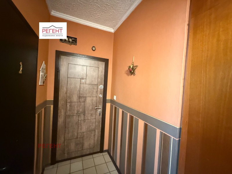 De vânzare  2 dormitoare Gabrovo , Bicicinia , 95 mp | 77312506 - imagine [5]