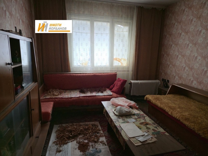 Продава 4-СТАЕН, гр. Велико Търново, Център, снимка 4 - Апартаменти - 52690408