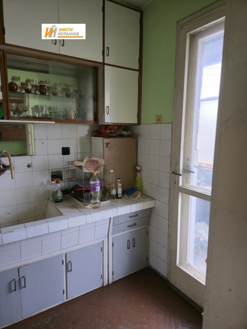 Продава 4-СТАЕН, гр. Велико Търново, Център, снимка 13 - Апартаменти - 52690408