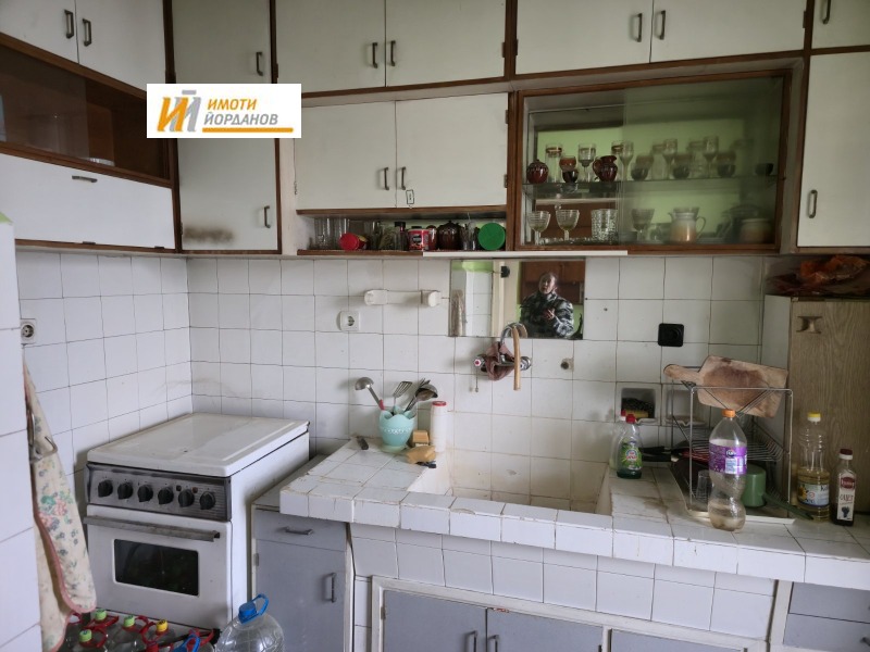 Продава 4-СТАЕН, гр. Велико Търново, Център, снимка 11 - Апартаменти - 52690408