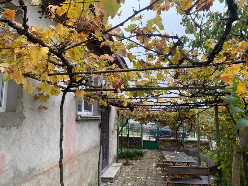 Продава КЪЩА, гр. Бургас, гр. Българово, снимка 12 - Къщи - 52499038