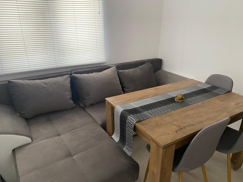 Продава КЪЩА, гр. Бургас, гр. Българово, снимка 3 - Къщи - 52499038