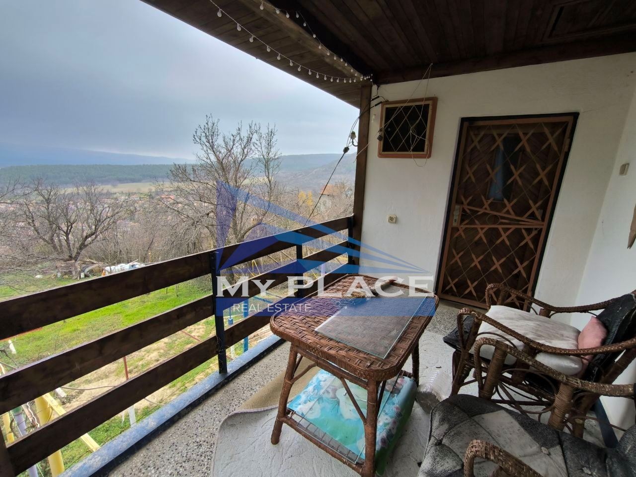 Продава ВИЛА, с. Осмар, област Шумен, снимка 2 - Вили - 53929688