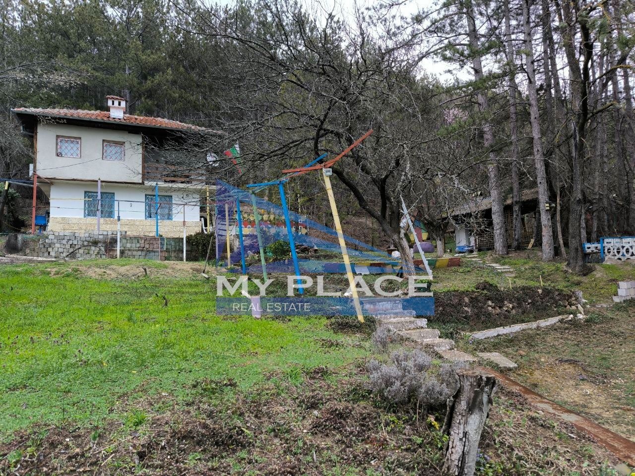 Продава ВИЛА, с. Осмар, област Шумен