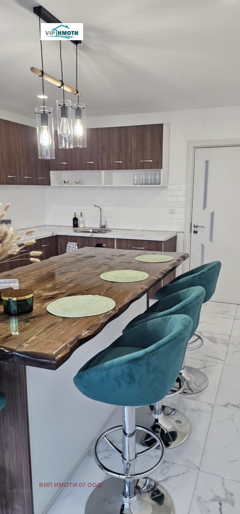 Продава 3-СТАЕН в град Ловеч, Здравец - 80 кв.м / 139 000 € » 271 860.37 лв., ВИП ИМОТИ 07 ООД