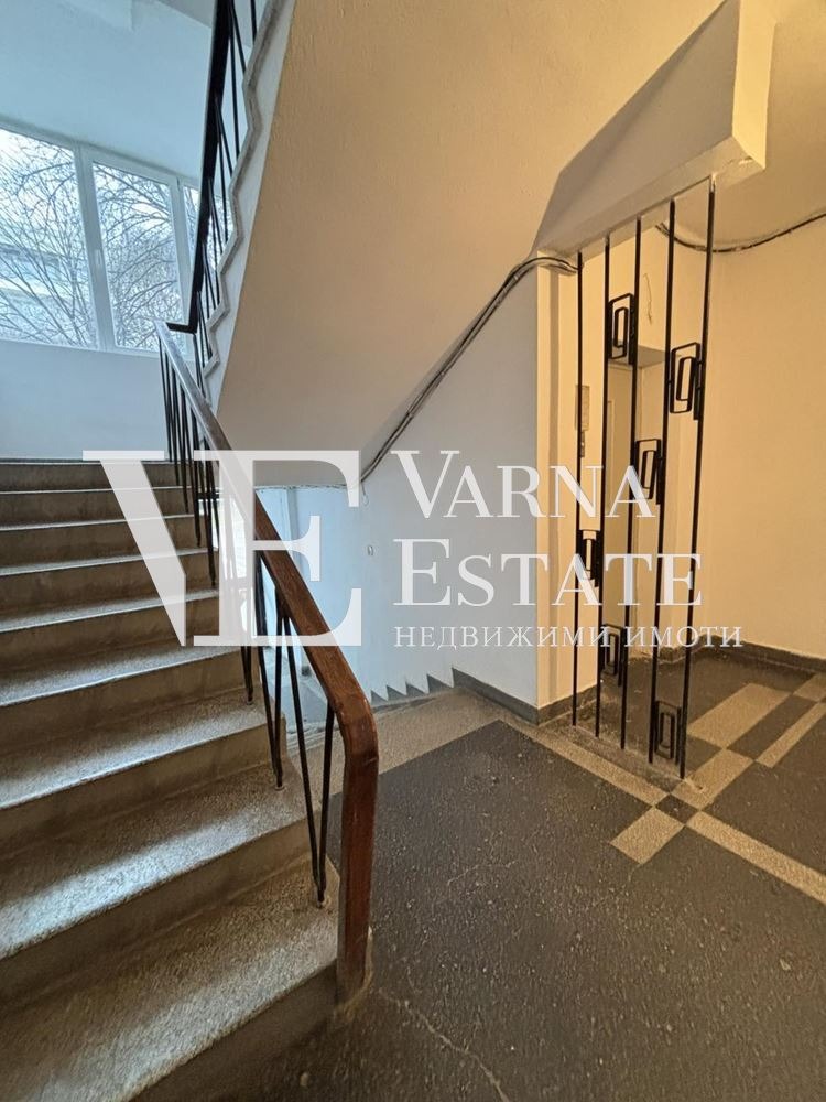 Продава 2-СТАЕН, гр. Варна, Окръжна болница-Генерали, снимка 15 - Апартаменти - 53164354