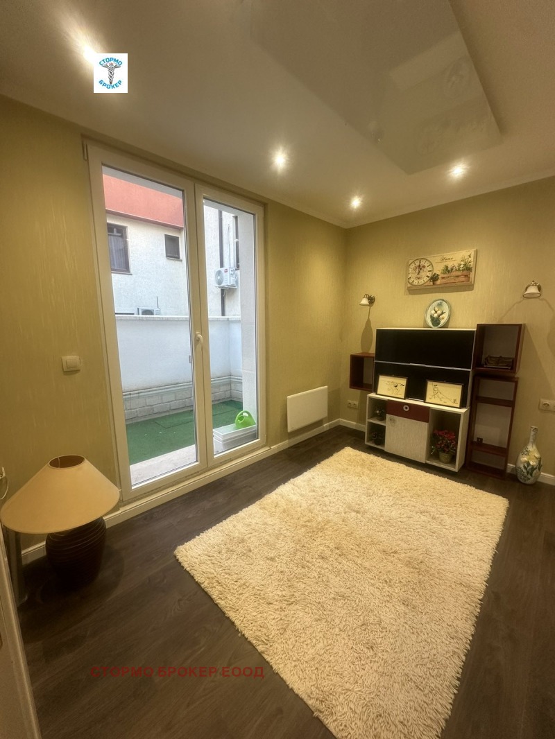 Myytävänä  Talo Sofia , Tsentar , 220 neliömetriä | 88272659 - kuva [2]