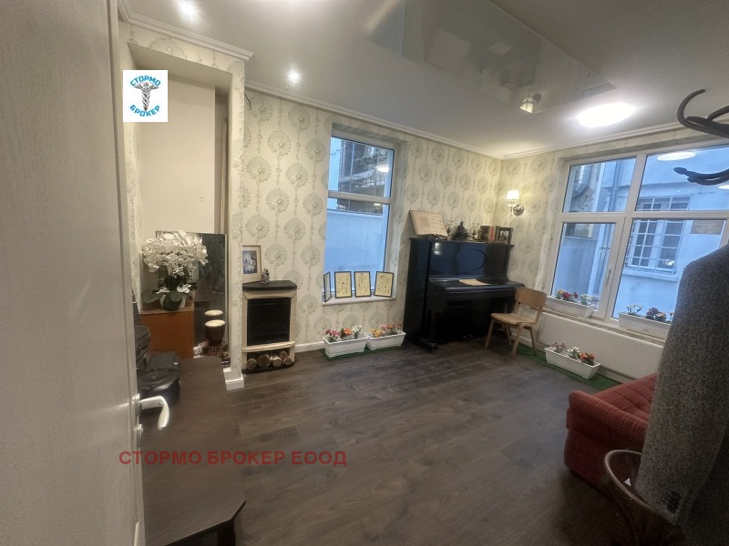 Myytävänä  Talo Sofia , Tsentar , 220 neliömetriä | 88272659 - kuva [6]