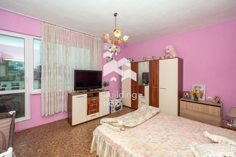 Продава КЪЩА, с. Труд, област Пловдив, снимка 6 - Къщи - 53232336