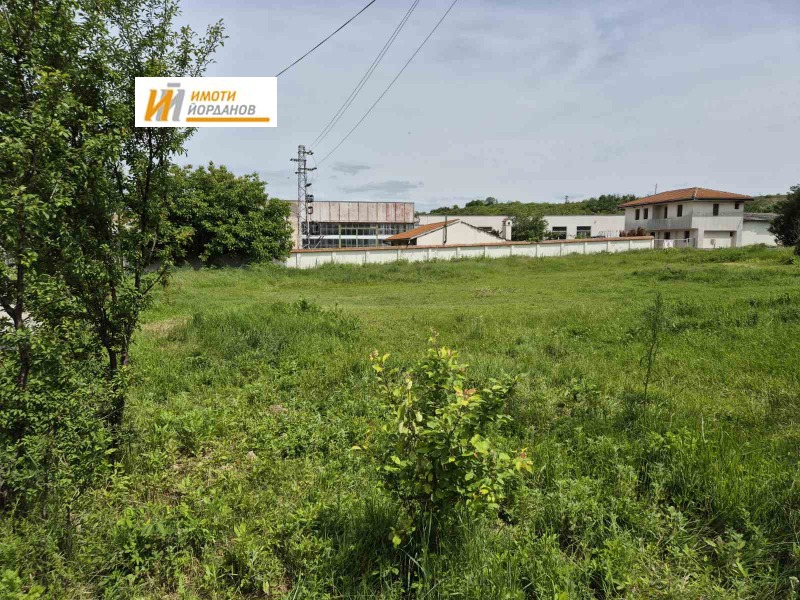 Продава ПАРЦЕЛ в област Велико Търново, гр. Дебелец - 1900 кв.м / 30 000 € » 58 674.90 лв., ИМОТИ ЙОРДАНОВ ЕООД