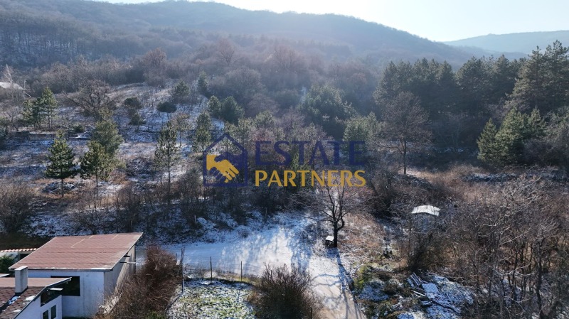 Продава ПАРЦЕЛ в област Пловдив, с. Белащица - 720 кв.м / 72 000 € » 140 819.76 лв., ЕСТЕЙТ ПАРТНЪРС ГРУП ЕООД