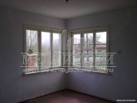 Продажба на имоти в с. Биково, област Сливен - изображение 1 
