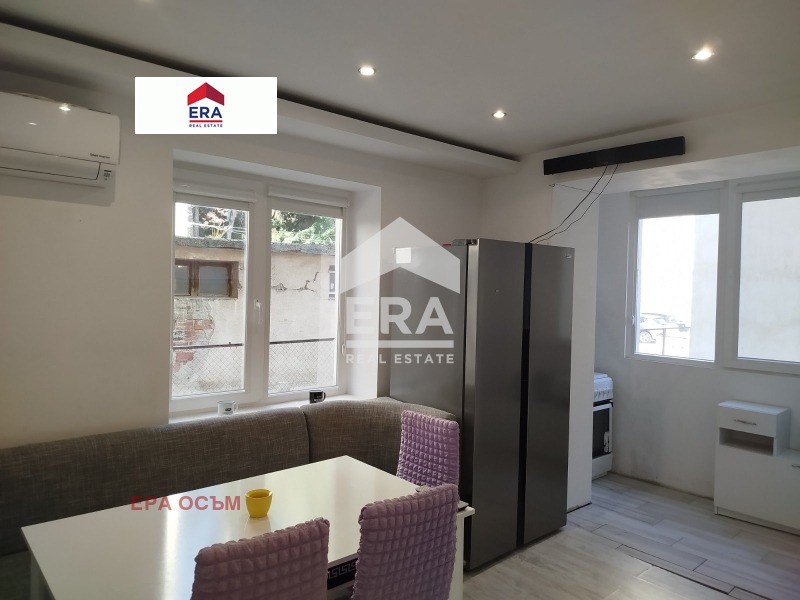 Продава 2-СТАЕН, гр. Ловеч, Широк център, снимка 3 - Апартаменти - 55622304