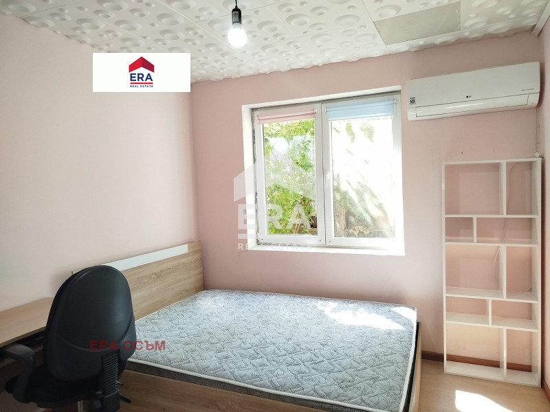 Продава 2-СТАЕН, гр. Ловеч, Широк център, снимка 8 - Апартаменти - 55622304
