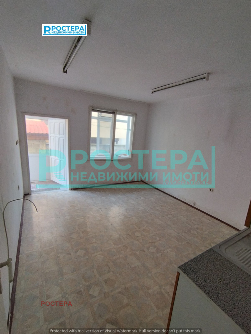 Продава 3-СТАЕН, гр. Търговище, Боровец, снимка 2 - Апартаменти - 52733369